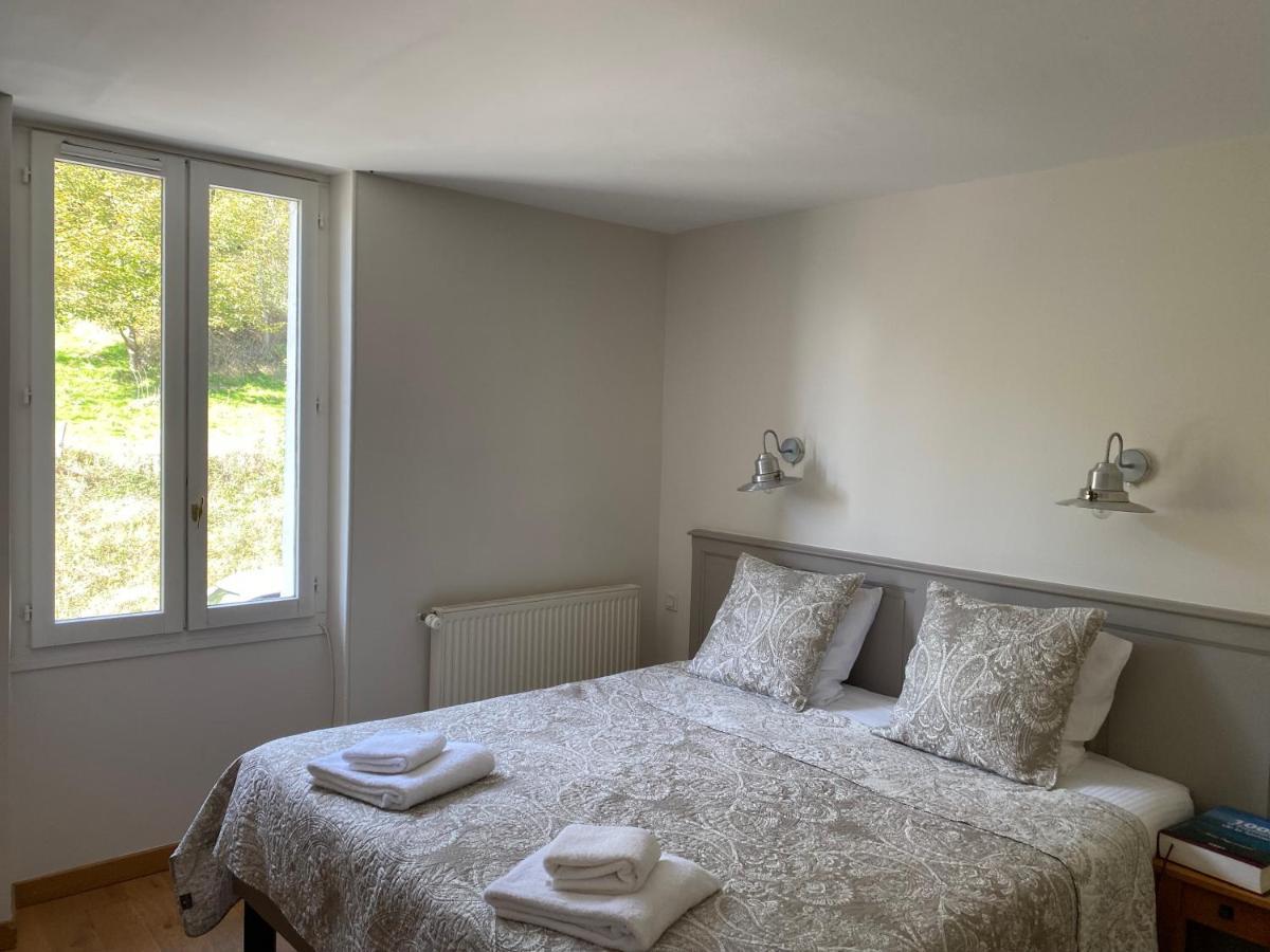 Les Lodges Du Lac Saint-Alban-de-Montbel ภายนอก รูปภาพ