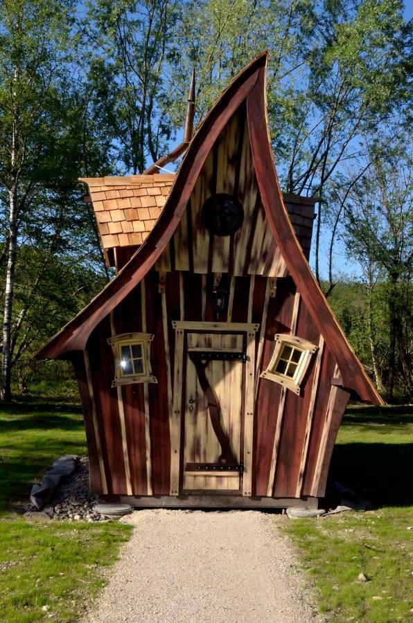 Les Lodges Du Lac Saint-Alban-de-Montbel ภายนอก รูปภาพ